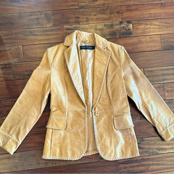 Kenneth Cole New York Jackets & Blazers - Kenneth Cole Genuine Leather Country Western 90s jacket Caramel colored size XS